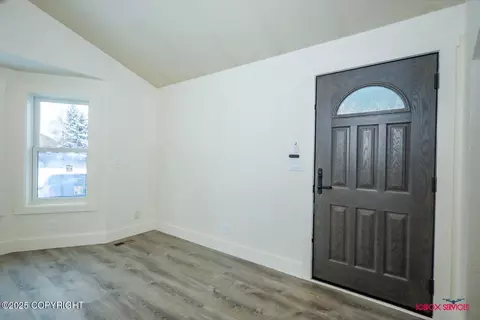 10285 Arborvitae Dr, Anchorage, AK 99507 photo 4