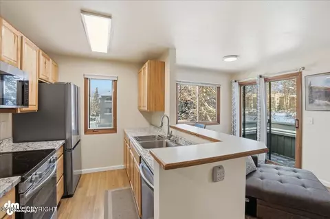 Kitchen - 4211 Folker St # E102, Anchorage, AK 99508 photo 2 of 4