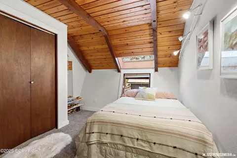 Bedroom - 7801 E 130th Ave, Anchorage, AK 99516 photo 6 of 9