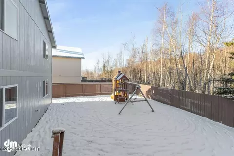 Exterior - 20003 Highland Ridge Dr, Eagle River, AK 99577 photo 6 of 11