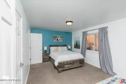 Bedroom - 20003 Highland Ridge Dr, Eagle River, AK 99577 photo 1 of 5