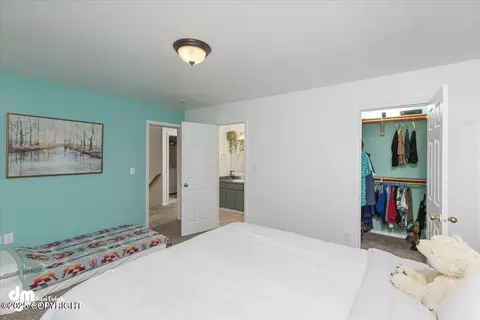 Bedroom - 20003 Highland Ridge Dr, Eagle River, AK 99577 photo 3 of 5