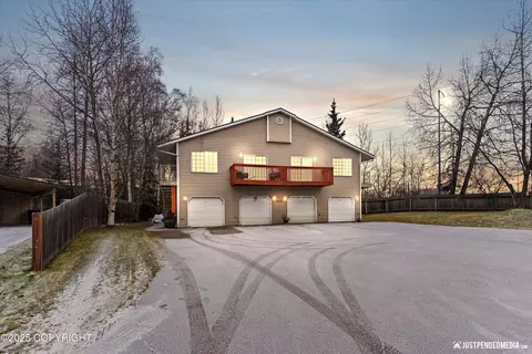 2731 Lee St, Anchorage, AK 99504