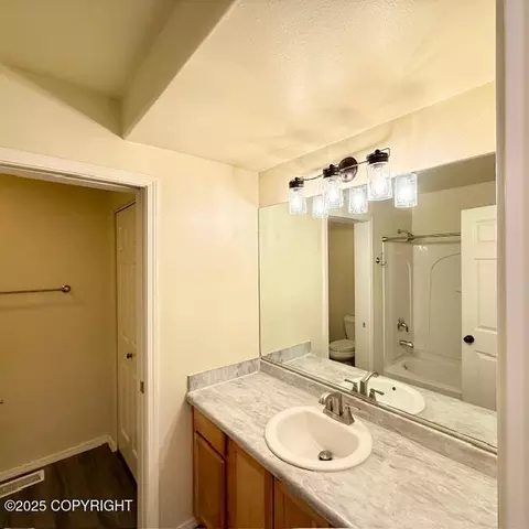 Bath - 5554 Sapphire Loop, Anchorage, AK 99504 photo 2 of 3