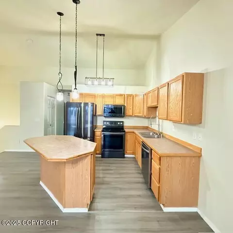 Kitchen - 5554 Sapphire Loop, Anchorage, AK 99504 photo 1 of 3