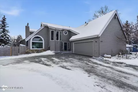 3040 Chesapeake Cir, Anchorage, AK 99516