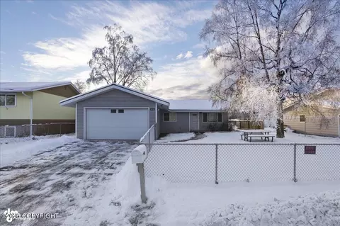 8024 E 3rd Ave, Anchorage, AK 99504 photo 2
