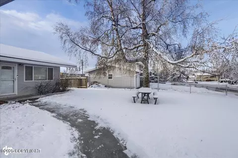 8024 E 3rd Ave, Anchorage, AK 99504 photo 33