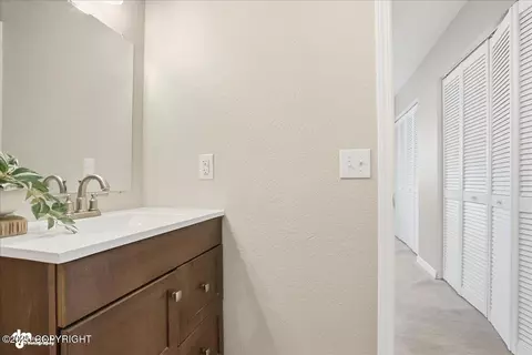8024 E 3rd Ave, Anchorage, AK 99504 photo 19