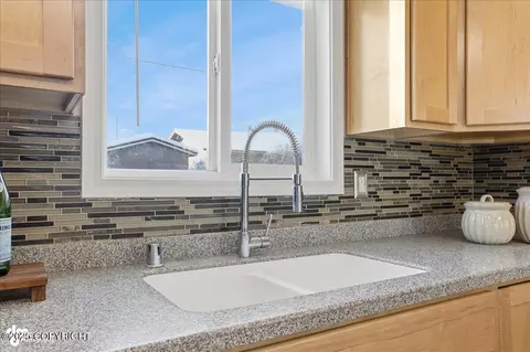 8024 E 3rd Ave, Anchorage, AK 99504 photo 11
