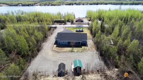 528 N Beaver Lake Rd, Big Lake, AK 99652