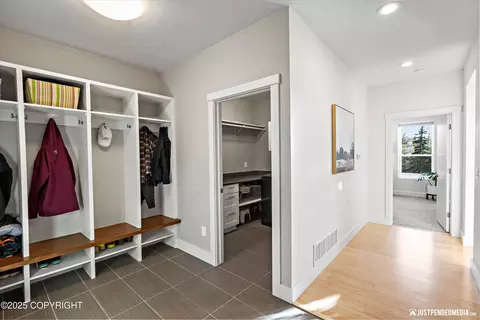 Entry Way - 3910 E 142nd Ave, Anchorage, AK 99516 photo 4 of 6