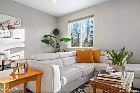 Living - 3910 E 142nd Ave, Anchorage, AK 99516 photo 6 of 7