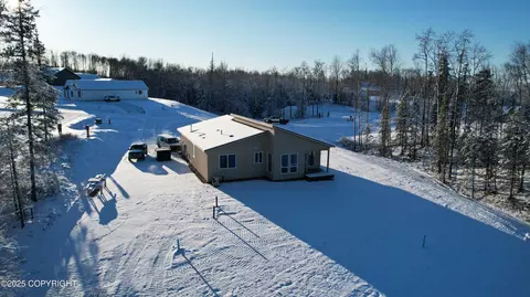 1427 N Utopia View Cir, Wasilla, AK 99654