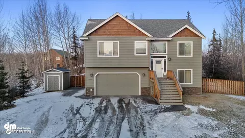 10931 Equestrian St, Palmer, AK 99645