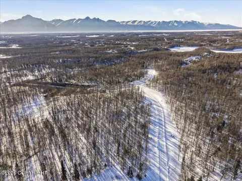 4672 N Sandburg Dr, Wasilla, AK 99654