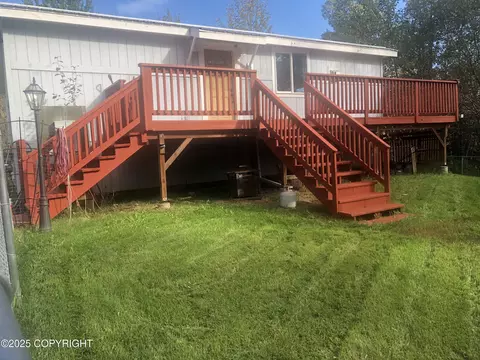 2125 S Dunn Ct, Palmer, AK 99645