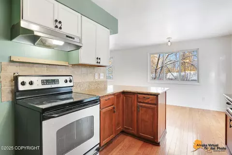 Kitchen - 11335 Bridger Pl, Eagle River, AK 99577 photo 4 of 6