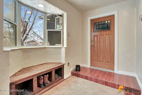 Entry Way - 11335 Bridger Pl, Eagle River, AK 99577 photo 2 of 3