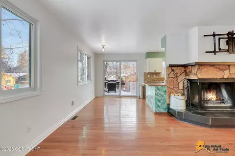 Living - 11335 Bridger Pl, Eagle River, AK 99577 photo 4 of 5