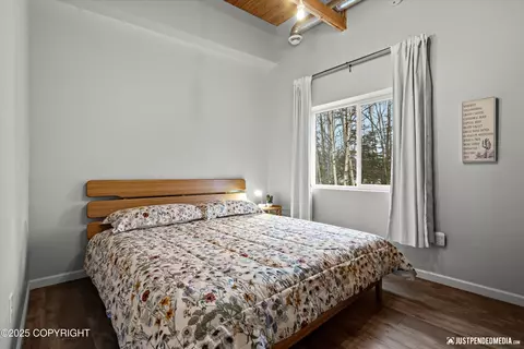 Bedroom - 11520 Reader Rd, Anchorage, AK 99516 photo 5 of 7