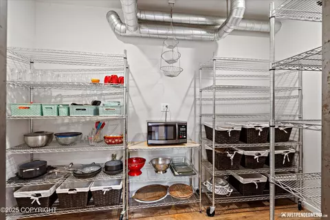 Kitchen - 11520 Reader Rd, Anchorage, AK 99516 photo 7 of 8