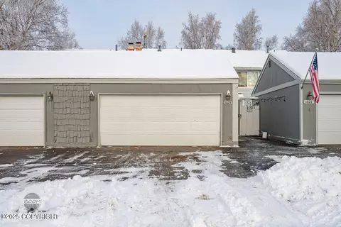 1025 W 77th Ave, Anchorage, AK 99518