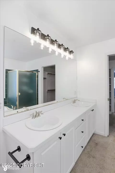 Bath - 11240 Echo St, Eagle River, AK 99577 photo 5 of 7