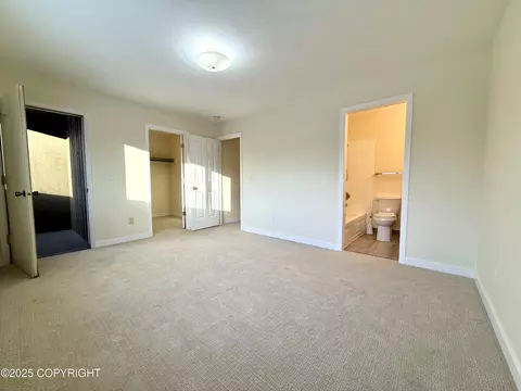 2068 Cliffside Dr, Anchorage, AK 99501 photo 5