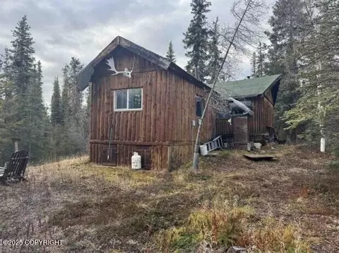 146 Glenn Highway, Nelchina, AK 99588