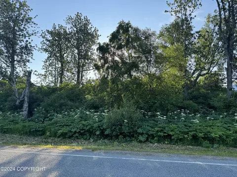 000 Wik Rd, Nikiskinorth Kenai, AK 99635