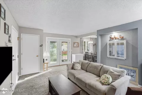 3605 Oregon Dr # 7, Anchorage, AK 99517