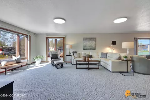 2707 W 31st Ave, Anchorage, AK 99517