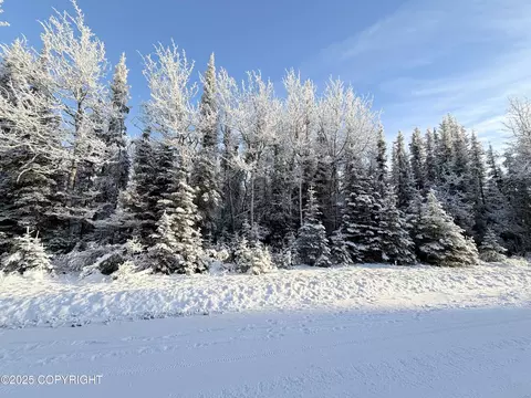 2745 Seine St, Kenai, AK 99611