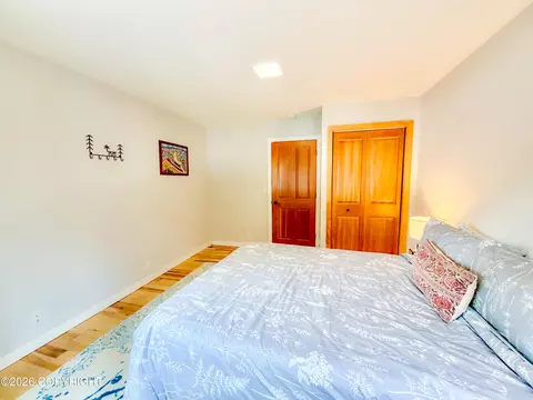 Bedroom - 260 Vail Dr, Girdwood, AK 99587 photo 6 of 7