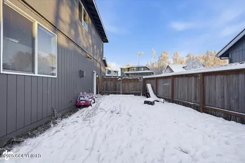Exterior - 13096 Curry Ridge Cir, Eagle River, AK 99577 photo 4 of 8