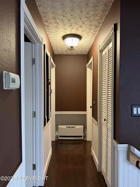 Entry Way - 2017 Dora Way, Seward, AK 99664 photo 2 of 6