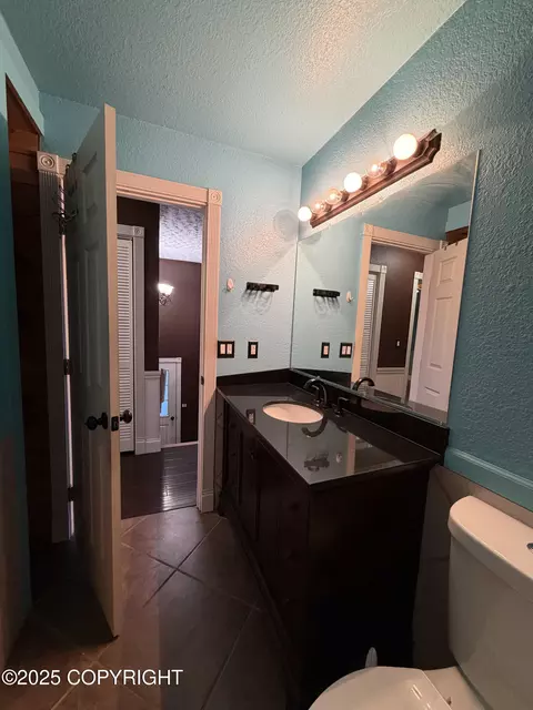 Bath - 2017 Dora Way, Seward, AK 99664 photo 2 of 6