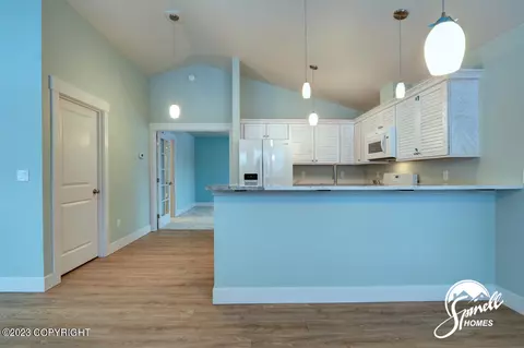 Kitchen - 8130 Harmany Ranch Rd, Eagle River, AK 99577 photo 15 of 19