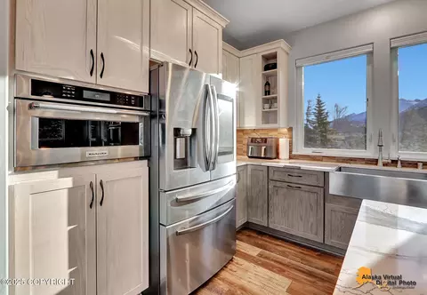 Kitchen - 8130 Harmany Ranch Rd, Eagle River, AK 99577 photo 5 of 19