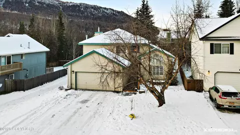 18932 Mountain Point Dr, Eagle River, AK 99577 photo 4