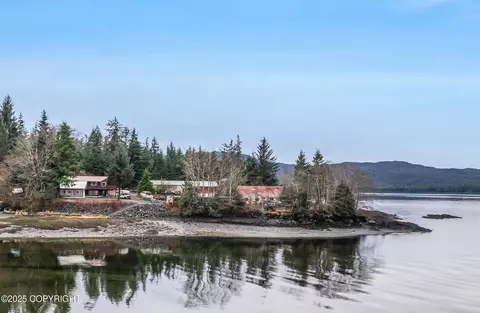 695 Sunset Dr, Ketchikan, AK 99901