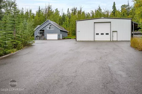 1100 N Golden Hills Dr, Palmer, AK 99645