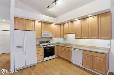1100 E 112th Ave # 2, Anchorage, AK 99515 photo 14