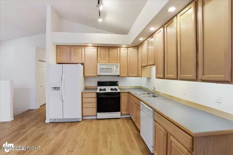 1100 E 112th Ave # 2, Anchorage, AK 99515 photo 15