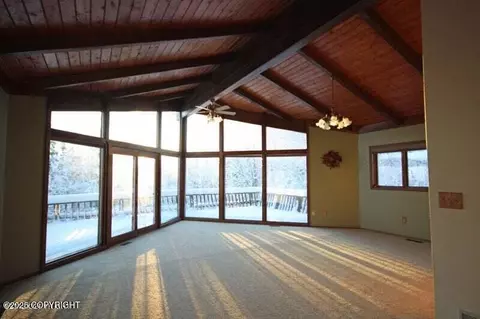 7460 E Rawhide Ln, Wasilla, AK 99654