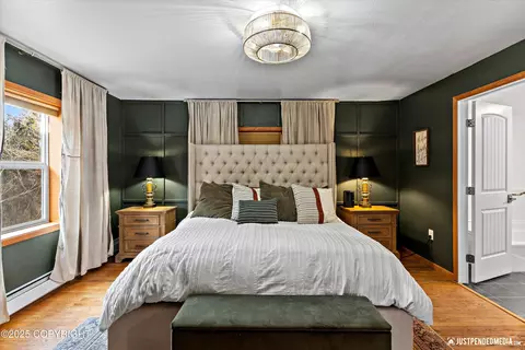 Bedroom - 3915 Hiland Rd, Eagle River, AK 99577 photo 4 of 11