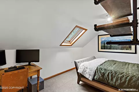 Bedroom - 3915 Hiland Rd, Eagle River, AK 99577 photo 6 of 11