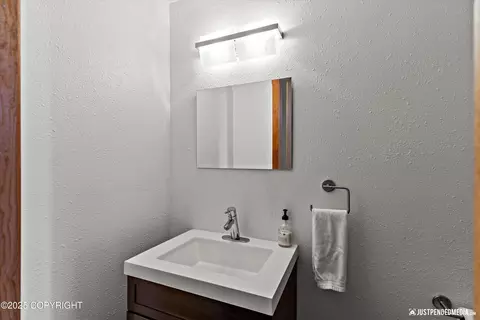 Bath - 3915 Hiland Rd, Eagle River, AK 99577 photo 1 of 10