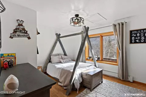 Bedroom - 3915 Hiland Rd, Eagle River, AK 99577 photo 1 of 11